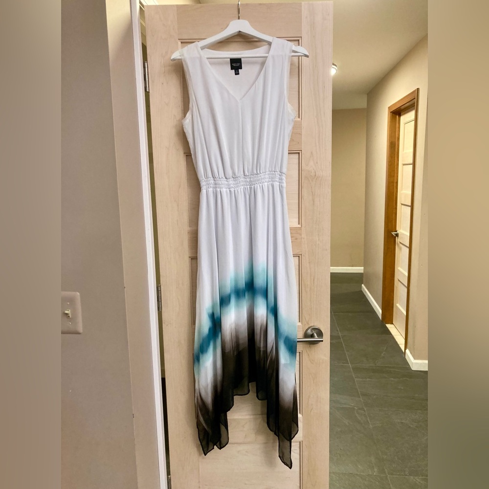 Vera Wang - Handkerchief midi dress, v-neck, white/teal/black, worn once!